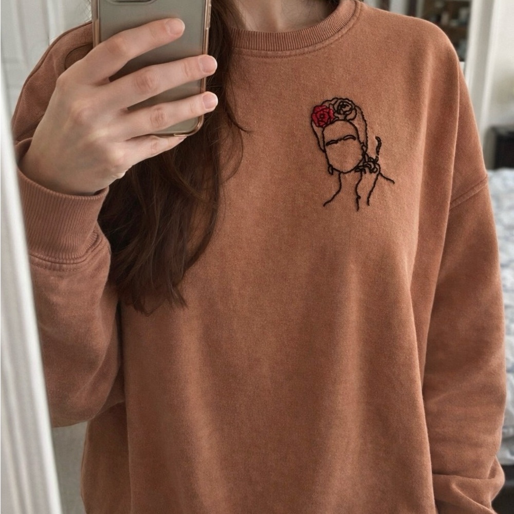 Upcycled Embroidered Sweatshirt – Frida Kahlo Inspired M/L